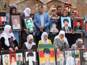 Kayıp yakınları hesap sordu