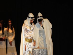 Shakespeare'in 'Venedik Taciri' Seyirciyle Buluştu