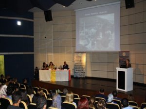 DÜ’de Çatışma Sonrası Diyarbakır Surlarına’ yaklaşım çalıştayı düzenlendi