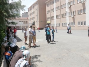 ‘Parasız Yatılılık ve Bursluluk Sınavı’ yapıldı