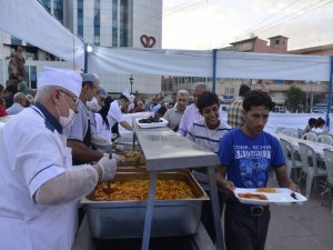 Diyarbakır Büyükşehir Belediyesi 4 iftar çadırı kuracak