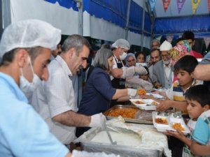 Eş başkanların iftar programı sürüyor