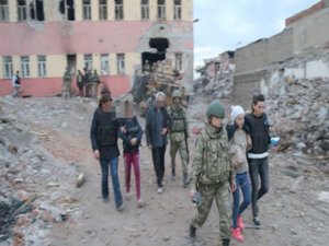 Skandal soruşturma: 2 yaşında 'terörist'