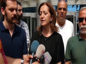 Arzu Çerkezoğlu: Diyarbakır'daki Konuşmamdan Dolayı Gözaltına Alındım