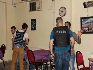 DİYARBAKIR POLİSİNDEN HELİKOPTER DESTEKLİ HUZUR VE GÜVEN OPERASYONU