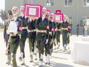 Mardin şehitleri için uğurlama töreni