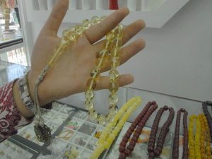 Bu tespihler, ikinci el araba fiyatına alıcı buluyor