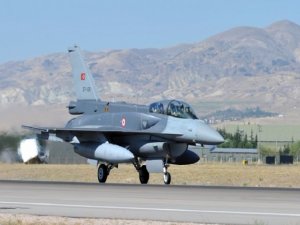 Diyarbakır'da 100'e Yakın Gözaltı