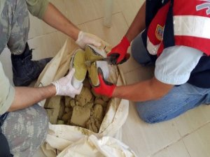 29 kilo 814 gram esrar ele geçirildi