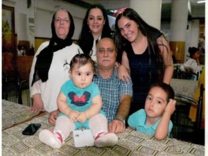 Bombalı saldırı bir aileyi tatilde yakaladı