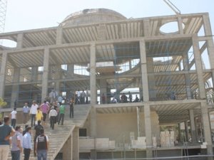 Mardin'de cami kubbesi çöktü: 6 yaralı