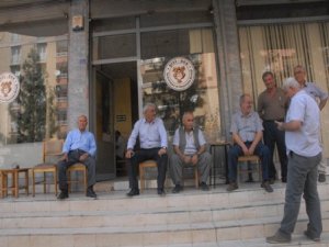 Diyarbakır’daki Şırnaklılar'ın ‘il kalma’ sevinci