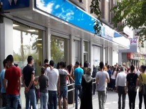 Diyarbakır'da KPSS Kuyruğu