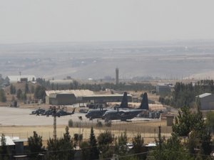 Savaş uçakları mühimmatlı ve ‘Vur’ emriyle havalanıyor