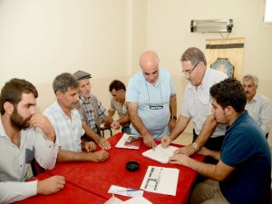 Liceli çiftçiler organik tarım sözleşmesine imza attı