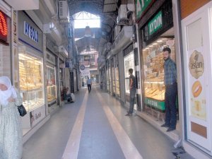 DİKO Başkanı Akkul: "Kuyumcu esnafı kepenk kapatıyor"