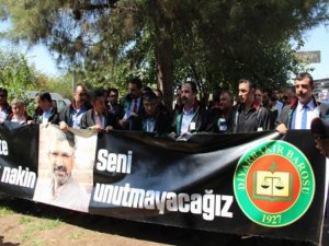 Baro başkanları Tahir Elçi’yi andı