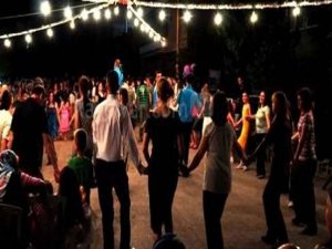 Sokakta düğün, nişan ve kına gecesi etkinlikleri yasaklandı