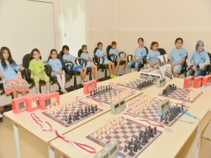 Satranç turnuvası ödül töreniyle sona erdi