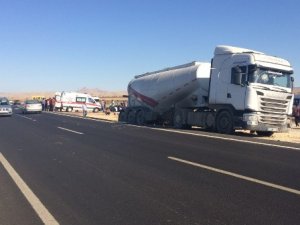 Diyarbakır’da trafik kazası: 1 ölü, 2 yaralı