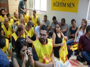 Kesk Eşbaşkanı Özgen: Öğretmenlere Yönelik Bu Tutum, Öğrencilerin Geleceğine Saldırıdır