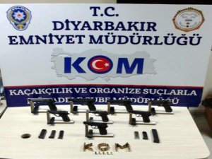 Diyarbakır’da kaçakçılık operasyonu