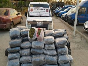 345 kilogram esrar ele geçirildi