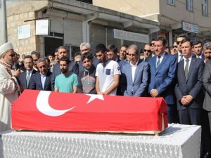Saldırıda hayatını kaybeden AK Parti Dicle İlçe Başkanı Aktert toprağa verildi