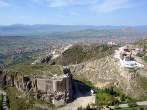 Elazığ Belediyesi Tarihi Mirasın Yaşatılması İçin Çalışıyor