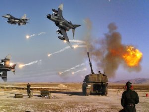 3 bombalı araç havadan imha edildi