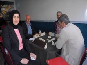 Kadın Muhtar, Belediye Başkanı Gibi Çalışıyor