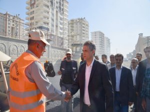 Anlı asfalt çalışmalarını denetledi