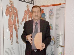 DÜ profesörü hazırladı, Avrupa okuyor