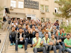 Kayapınar Belediyesi çalışanlarından protesto eylemi