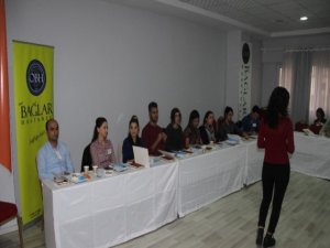 Bağlar Hastanesi'nde 'Yeni Doğan Temel Eğitimi' Başladı