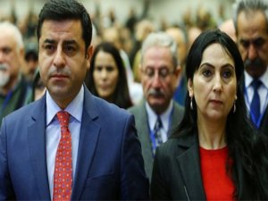 Selahattin Demirtaş ve Figen Yüksekdağ Gözaltında