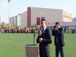 Görevden Uzaklaştırılanın Yerine Geldi, Uzaklaştırıldı