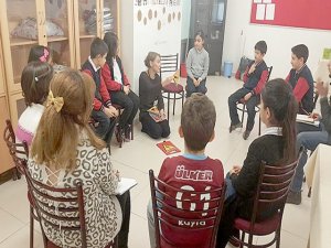 'Sustuğumuzda çocukların hak ihlâlleri durmayacak'