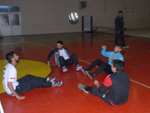 Beden engelini aştılar, servis engelini aşamadılar