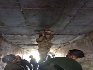 Diyarbakır'da Eğitimli Köpeklerin Tespit Ettiği El Yapımı Patlayıcı İmha Edildi