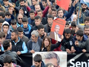 ‘ELÇİ’SİZ 1 YIL