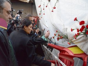 Elçi ölümünün 1’inci yılında anıldı