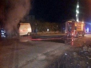İstasyona Dönen Ambulans Alev Aldı