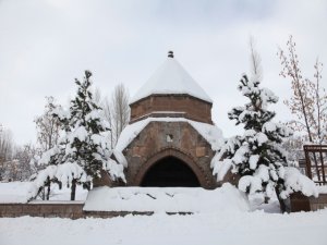 Anadolu'da sıcak kış güzelliği