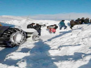 Kar kalınlığı 1 metreyi aştı