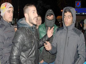 Kesintileri proteste eden halk DEDAŞ’a yürüdü