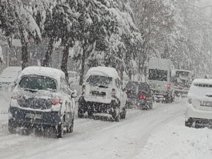 Tatvan'da yoğun kar yağışı