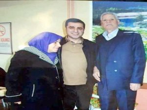 Demirtaş'tan cezaevinde ilk fotoğraf