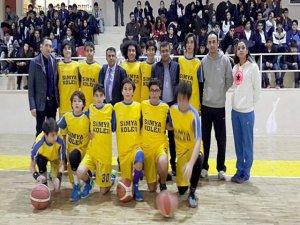 Simya Koleji şampiyon!