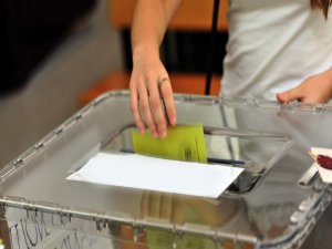 Referandumda iki tarih çöpe gitti